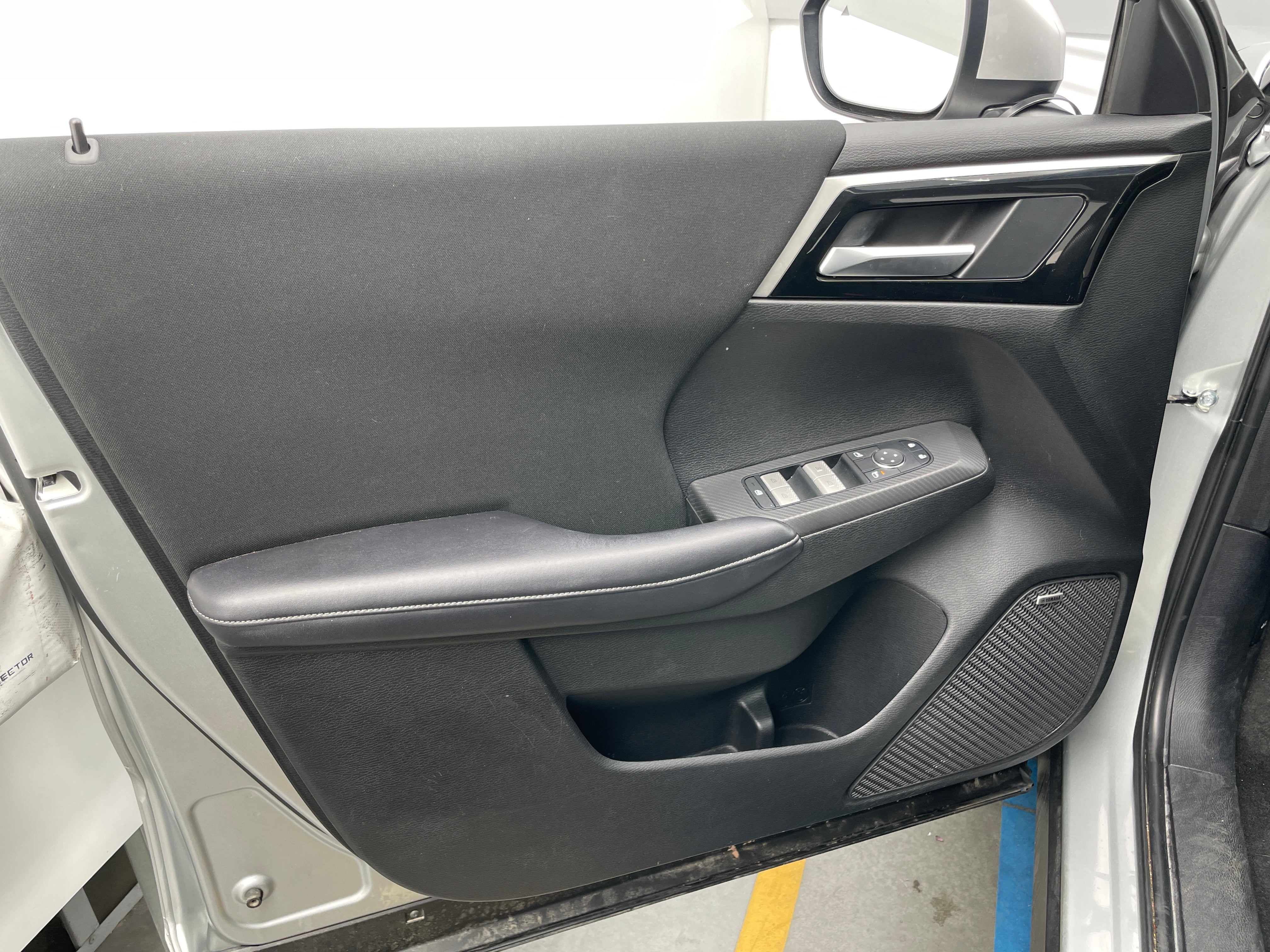 2025 Mitsubishi Outlander