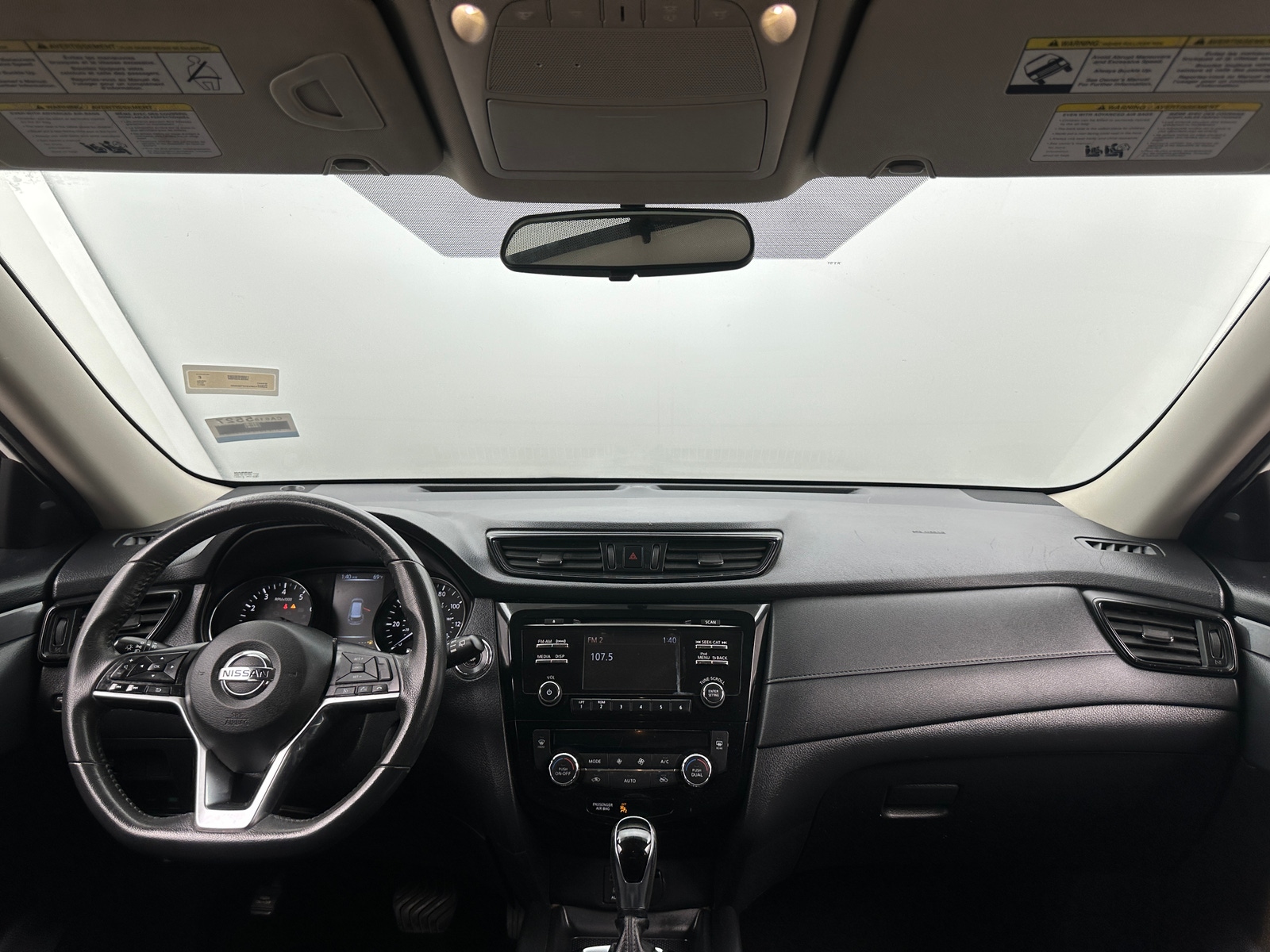 Thumbnail: 2017 Nissan Rogue - 3