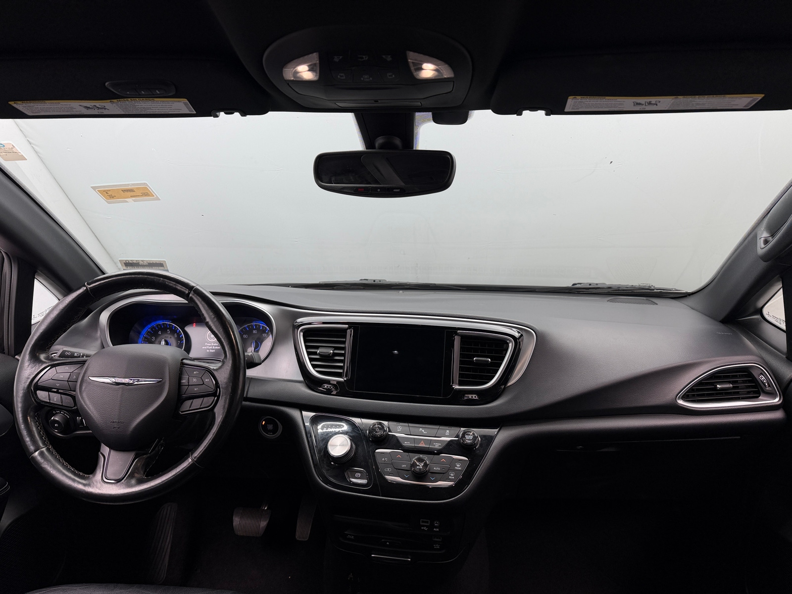 Thumbnail: 2019 Chrysler Pacifica - 2
