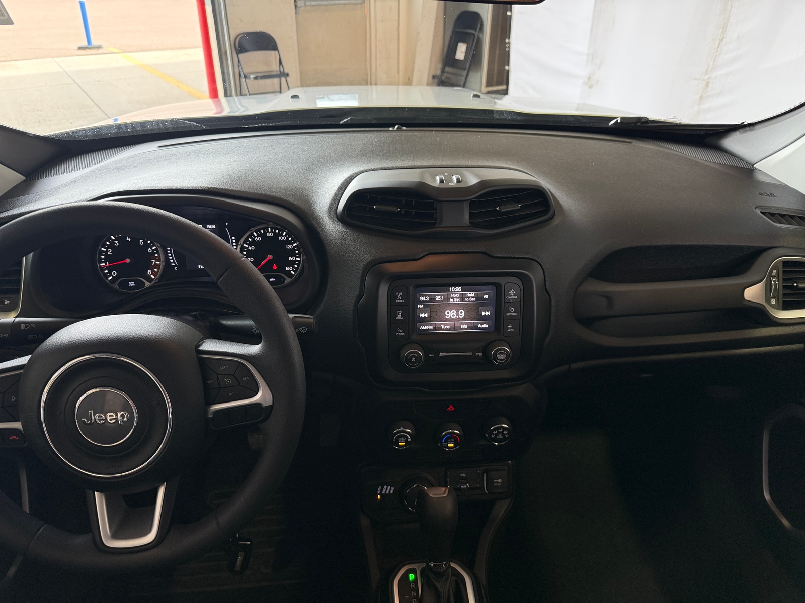 Thumbnail: 2020 Jeep Renegade - 3
