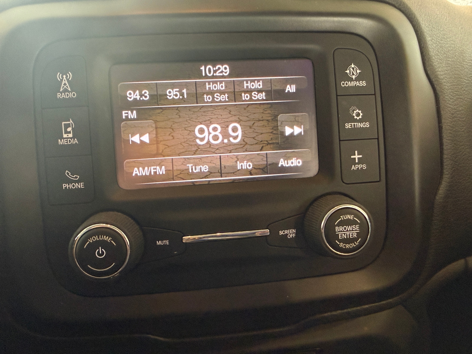Thumbnail: 2020 Jeep Renegade - 4