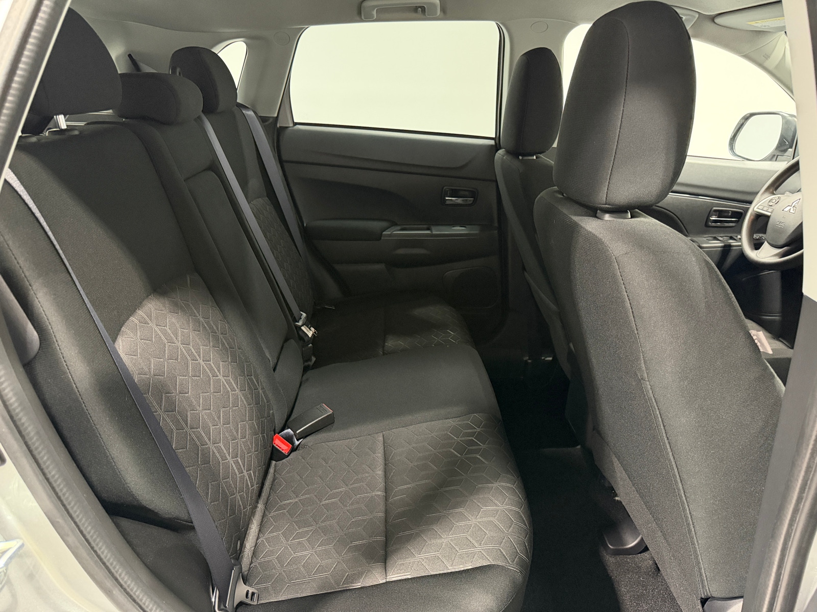 Thumbnail: 2026 Mitsubishi Outlander Sport - 6