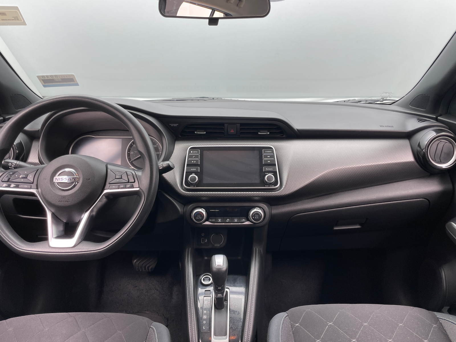 Thumbnail: 2019 Nissan Kicks - 3