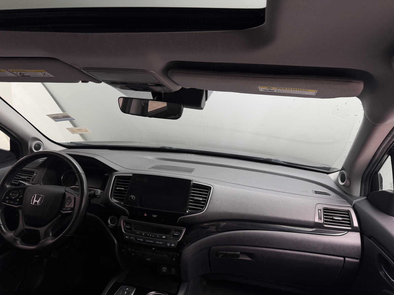 Thumbnail: 2019 Honda Pilot - 2
