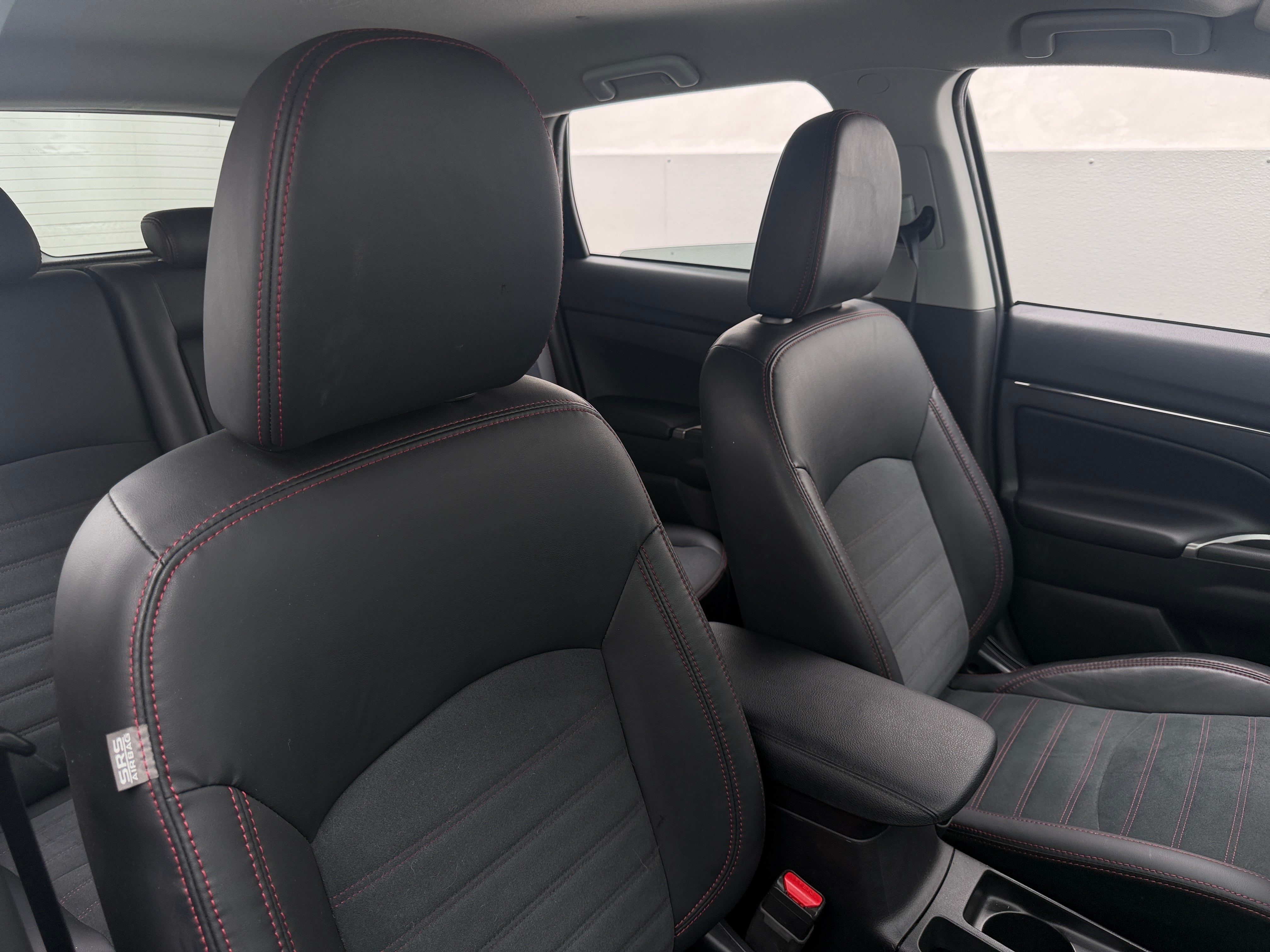 2023 Mitsubishi Outlander Sport SE