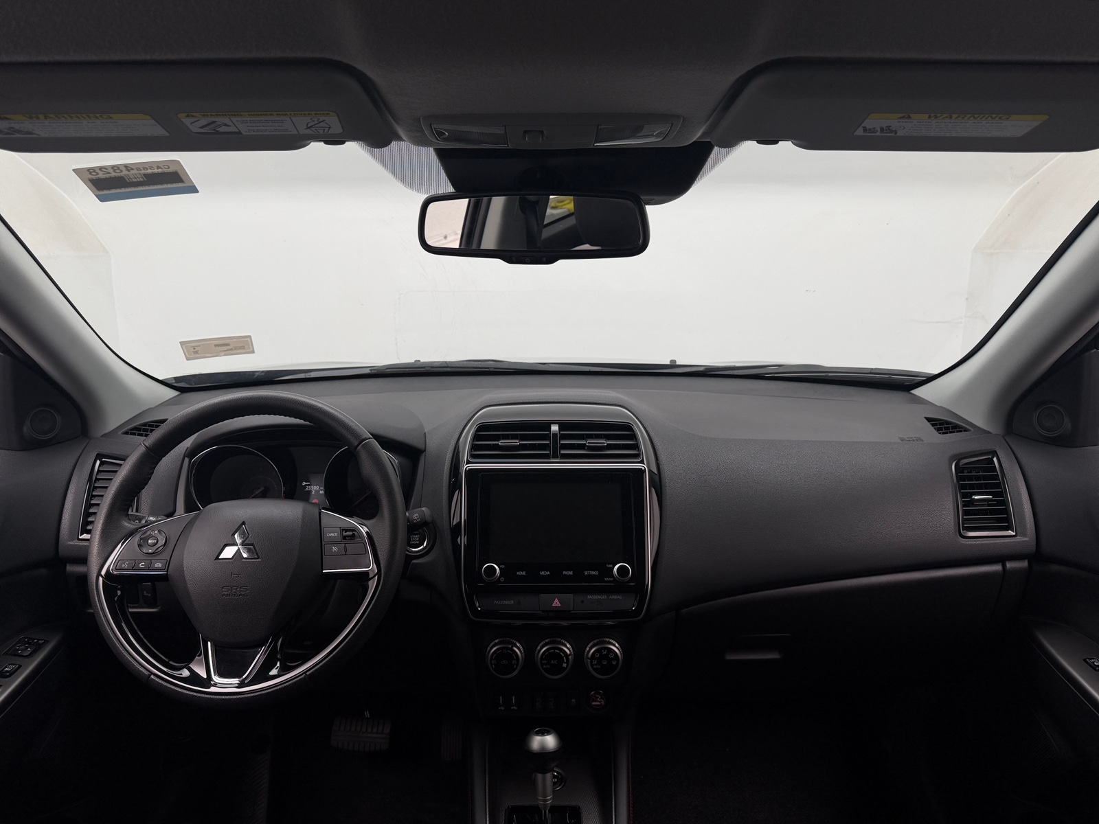 Thumbnail: 2023 Mitsubishi Outlander Sport - 3