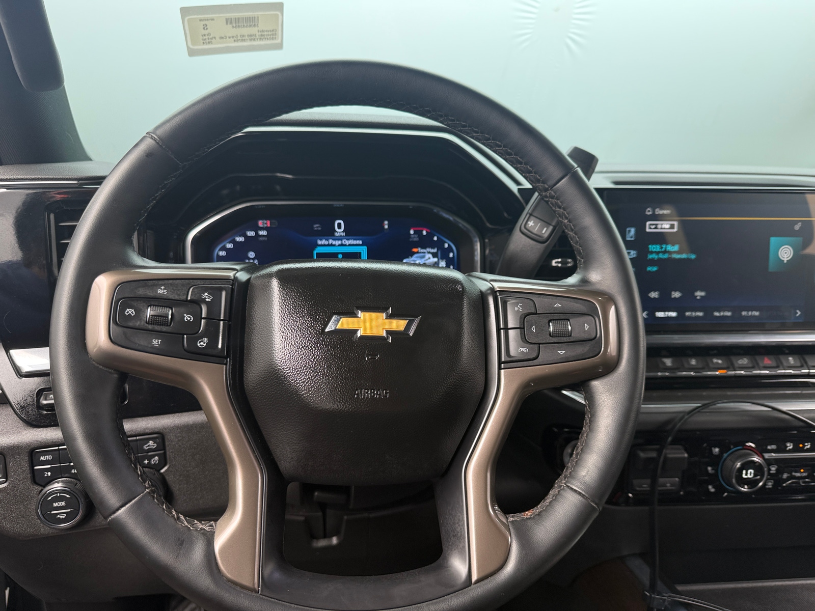 Thumbnail: 2024 Chevrolet Silverado 3500 - 4