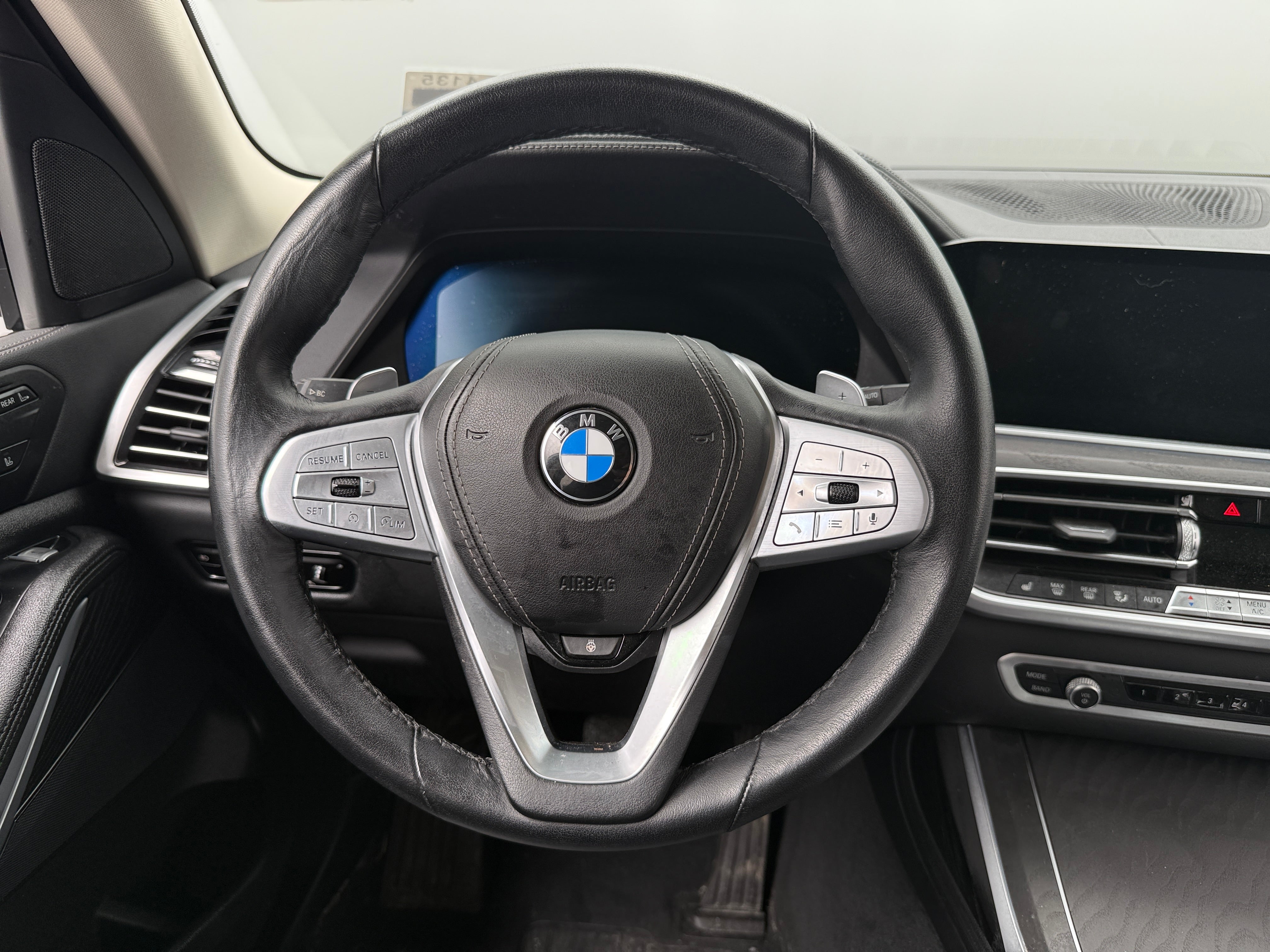 2022 BMW X7