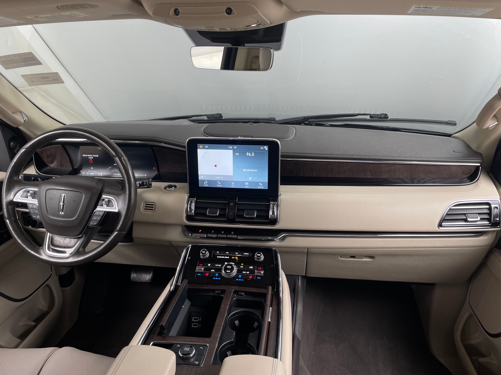 Thumbnail: 2018 Lincoln Navigator L - 2