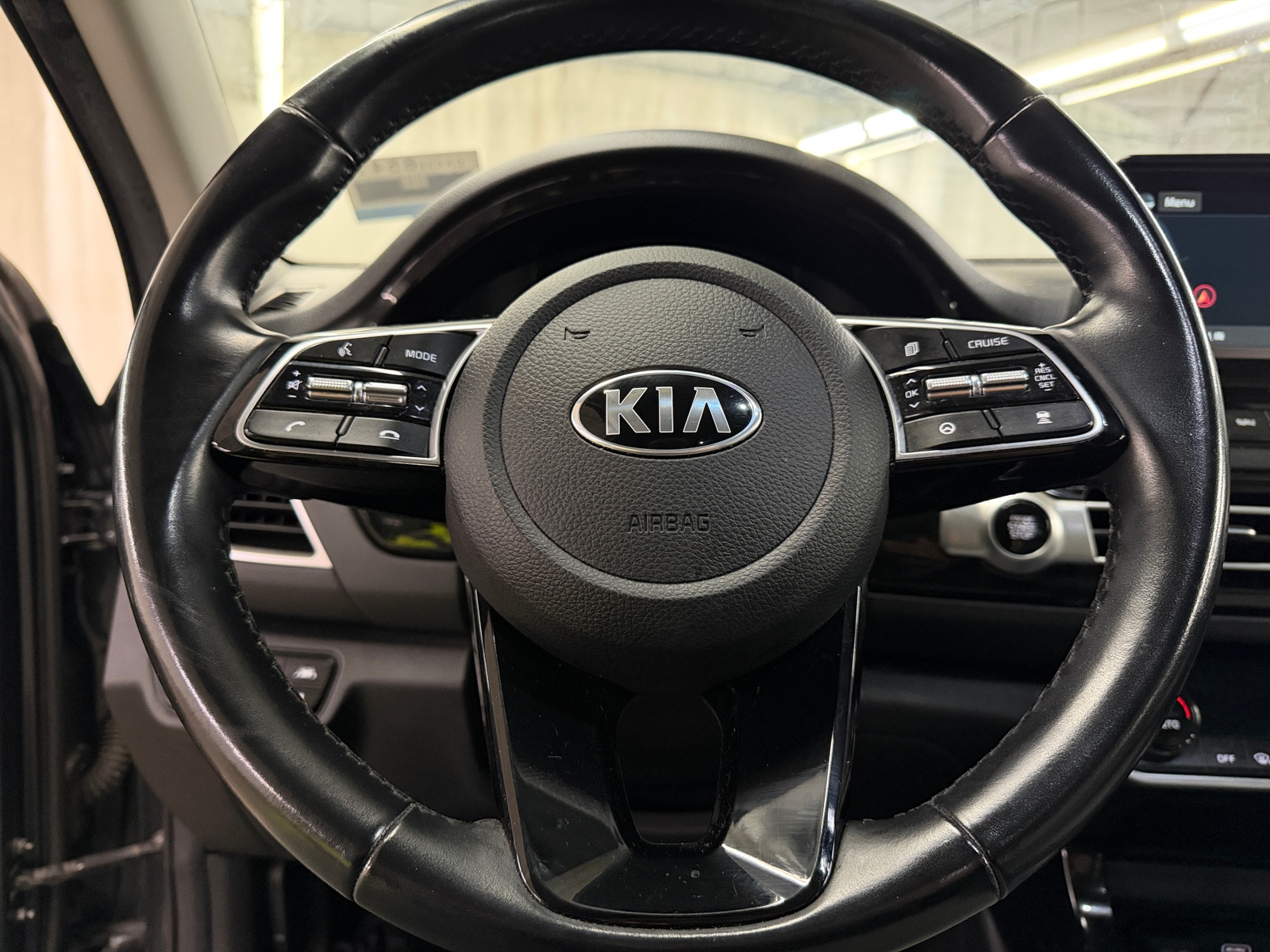 Thumbnail: 2021 Kia Seltos - 4
