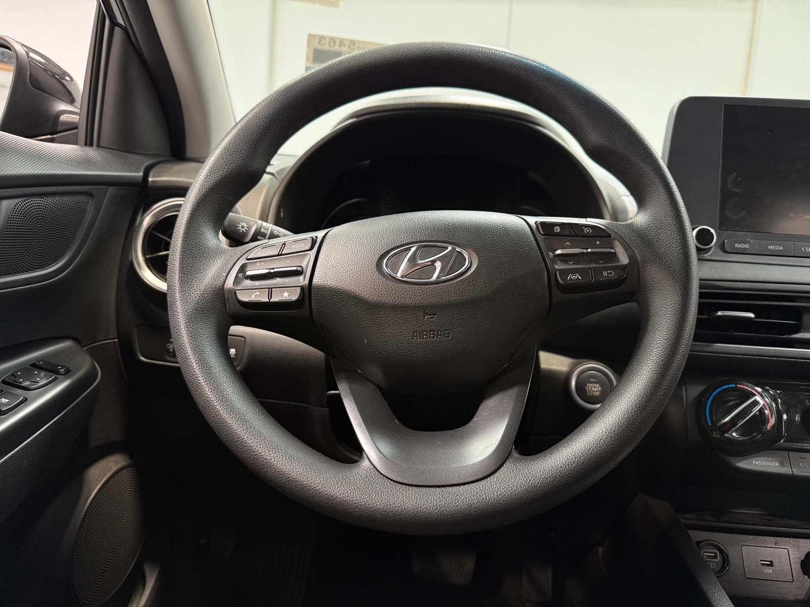 Thumbnail: 2023 Hyundai Kona - 5