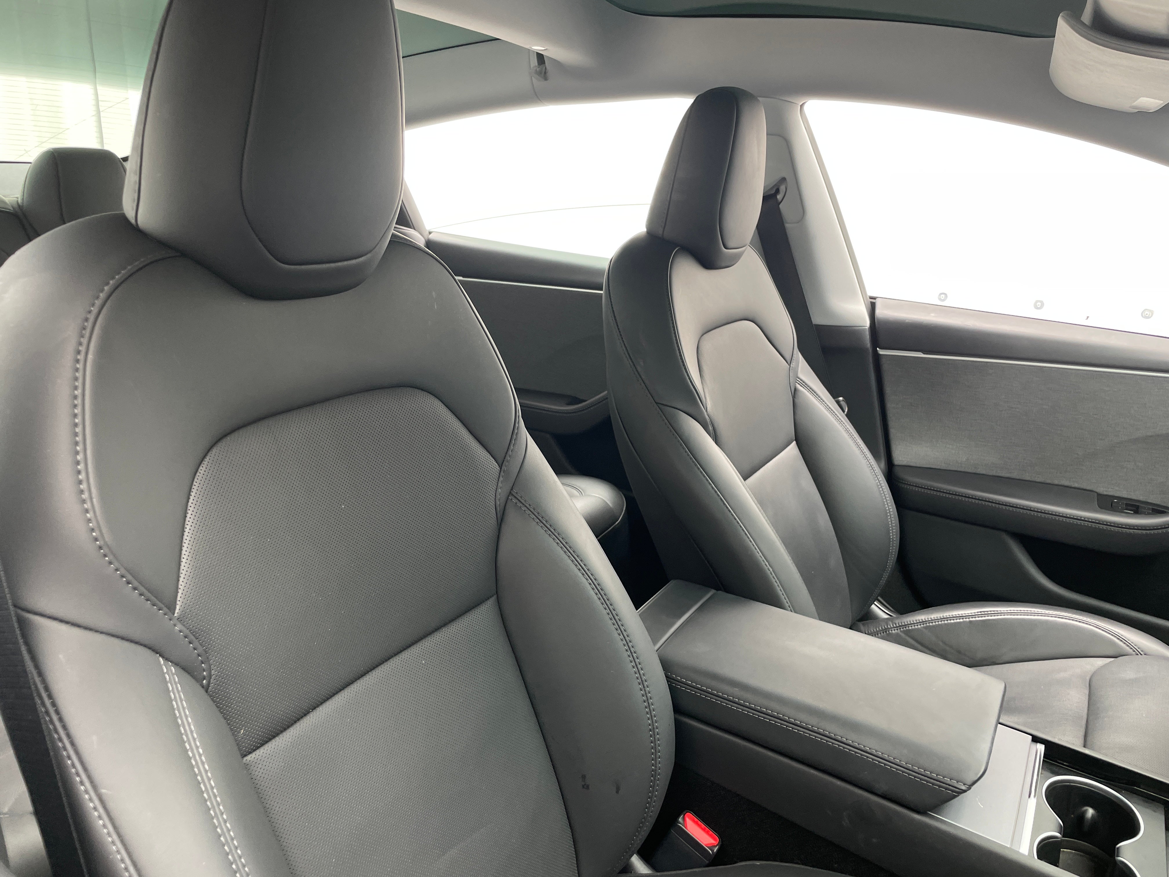 Used 2025 Tesla Model 3 Long Range with VIN 5YJ3E1EA9SF009807 for sale in Auburn, WA