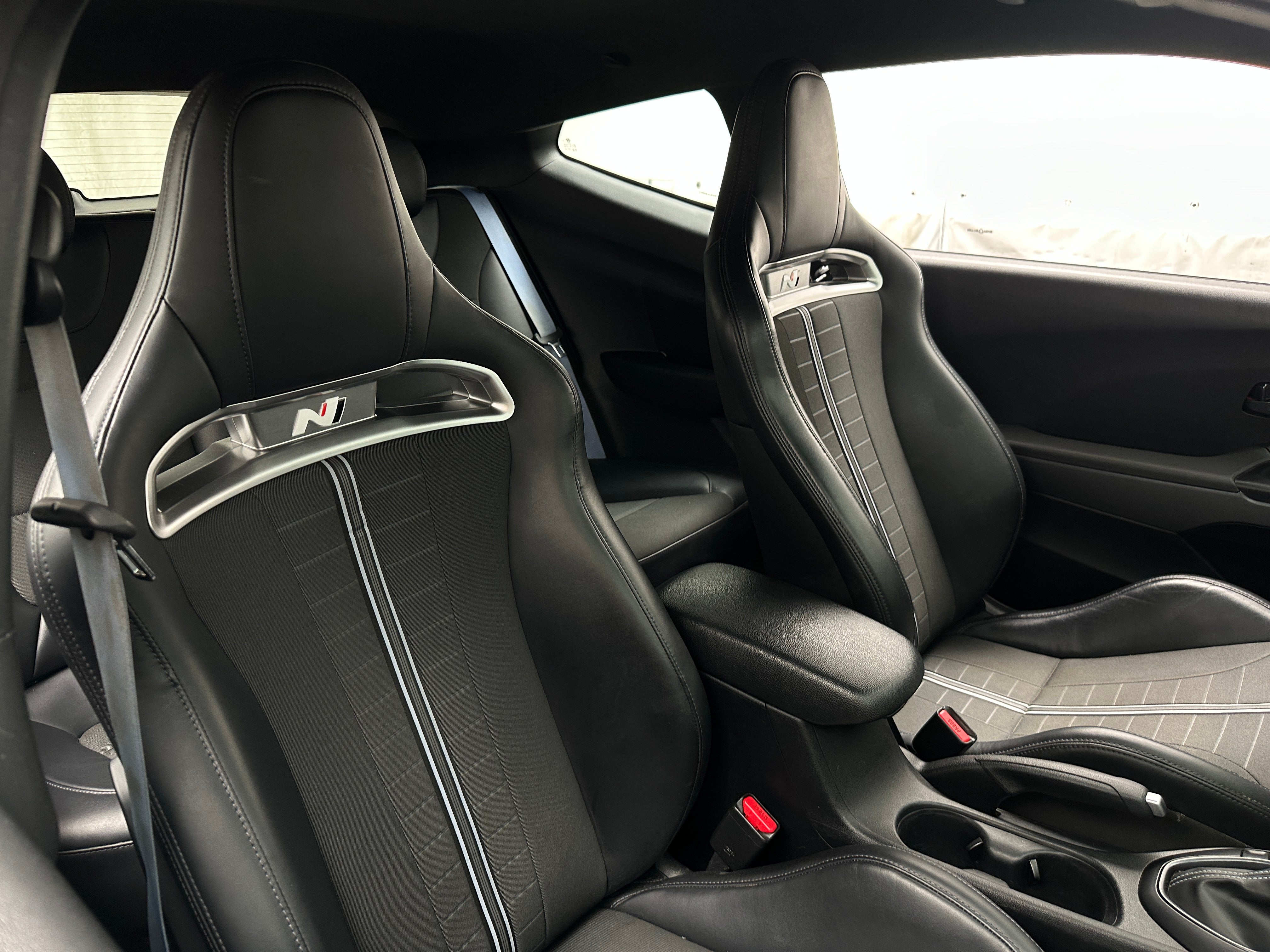2022 Hyundai Veloster