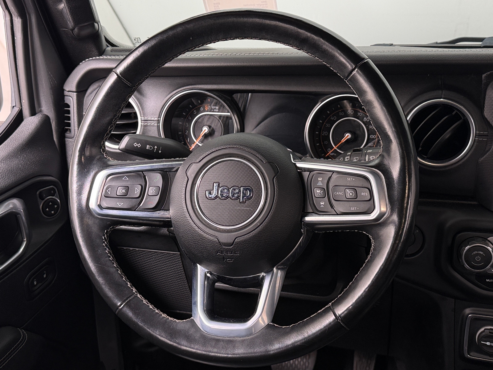Thumbnail: 2020 Jeep Wrangler - 4