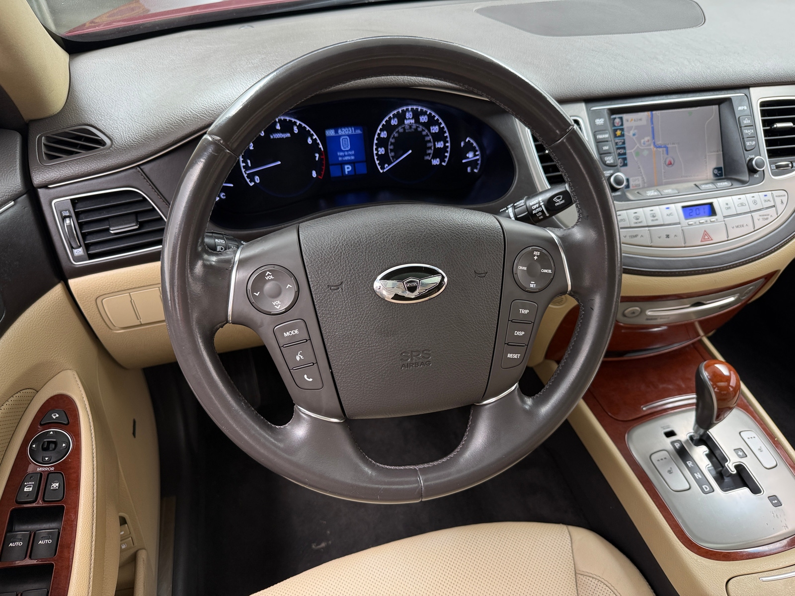 Thumbnail: 2013 Hyundai Genesis - 4