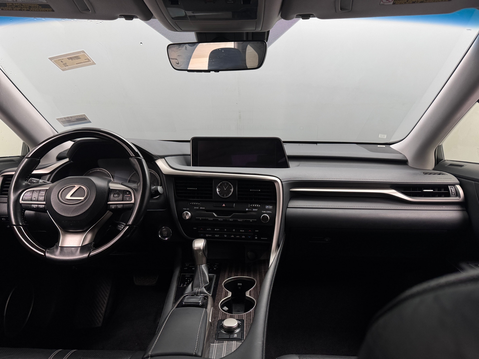Thumbnail: 2018 Lexus RX - 3
