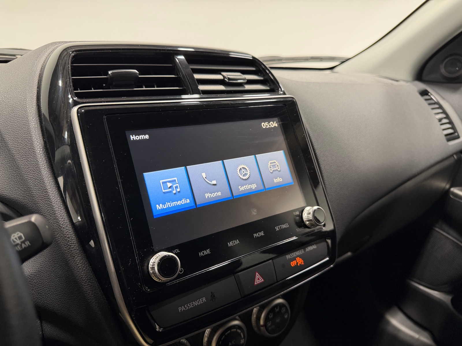 Thumbnail: 2024 Mitsubishi Outlander Sport - 4