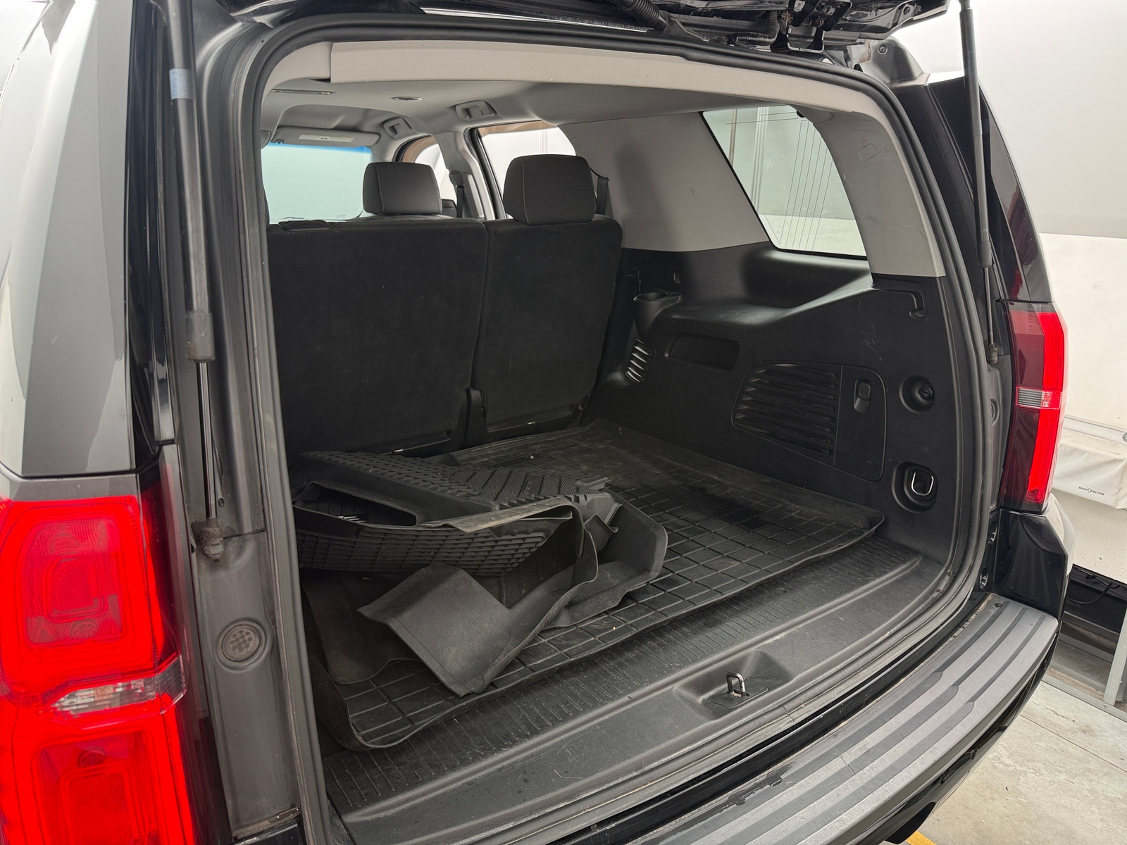 Thumbnail: 2019 Chevrolet Tahoe - 7