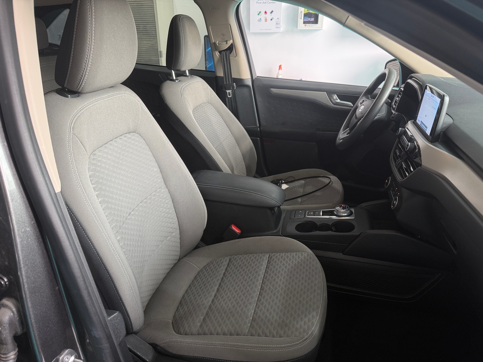 Thumbnail: 2020 Ford Escape - 2
