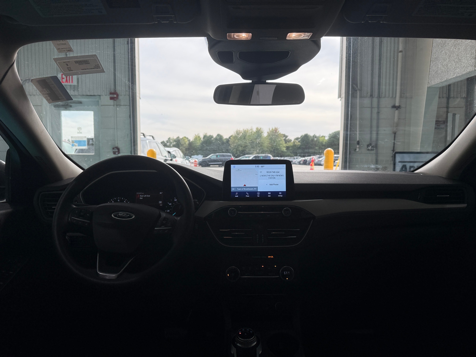 Thumbnail: 2020 Ford Escape - 3