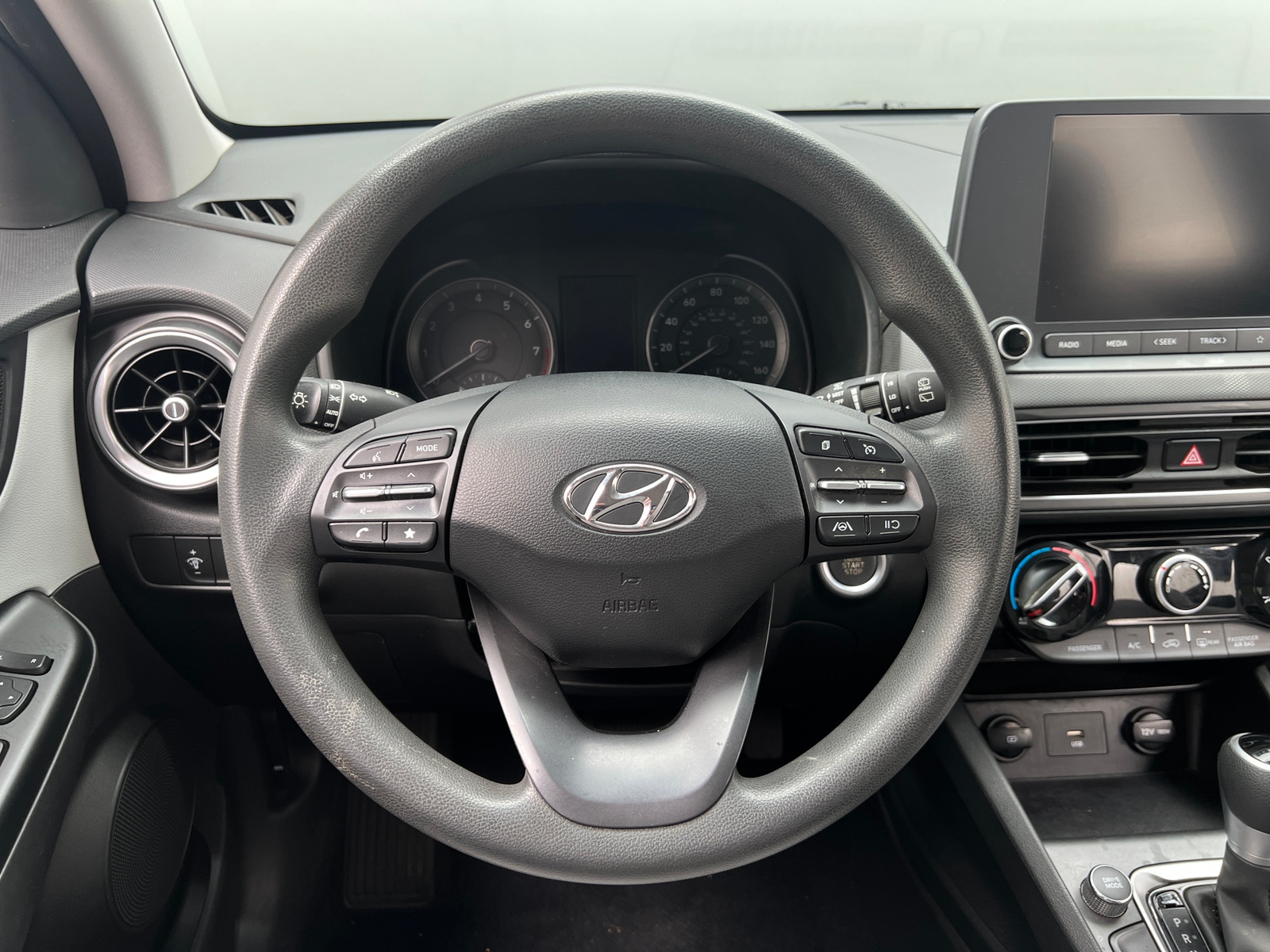 Thumbnail: 2023 Hyundai Kona - 5