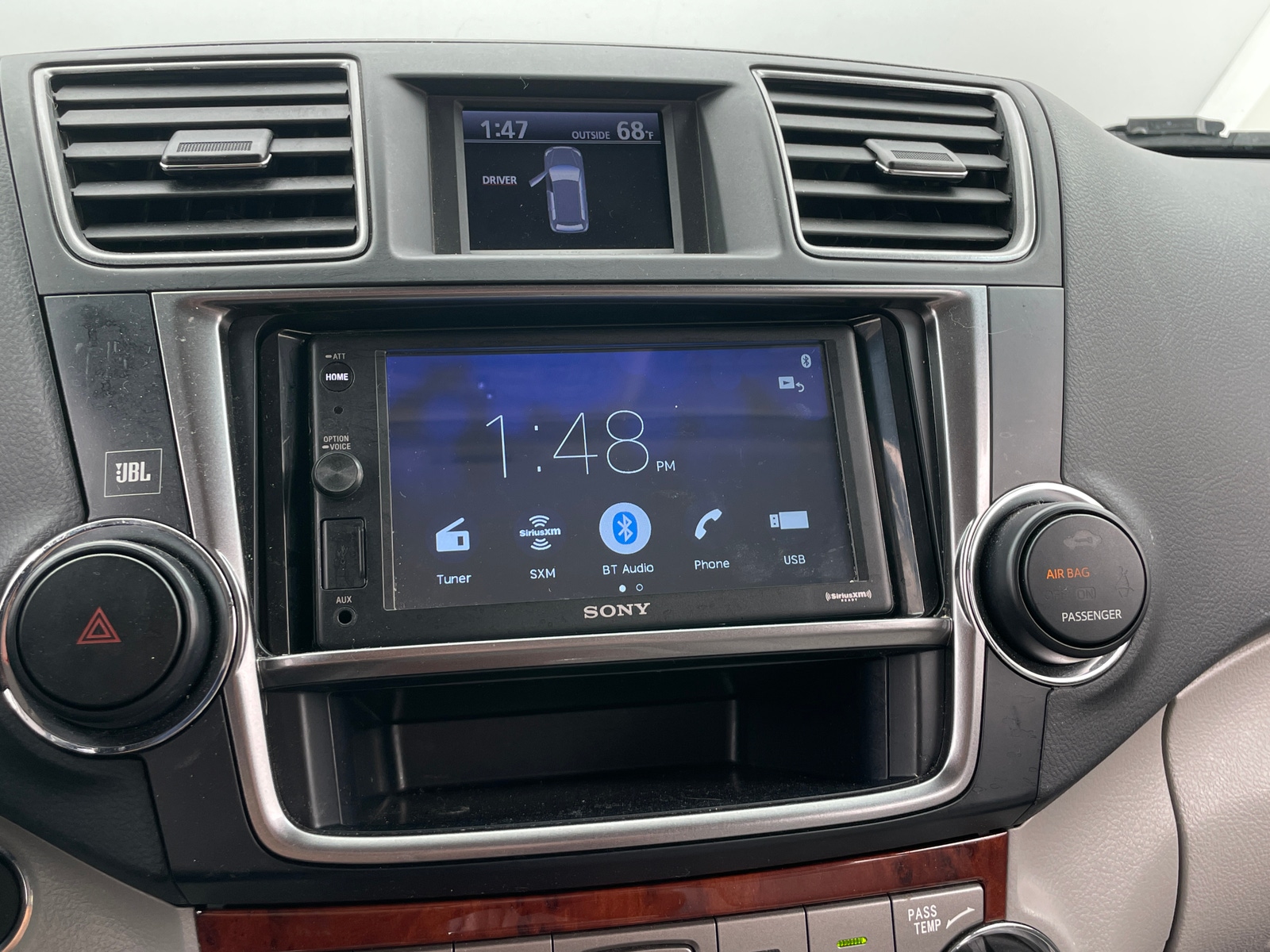 Thumbnail: 2013 Toyota Highlander - 3