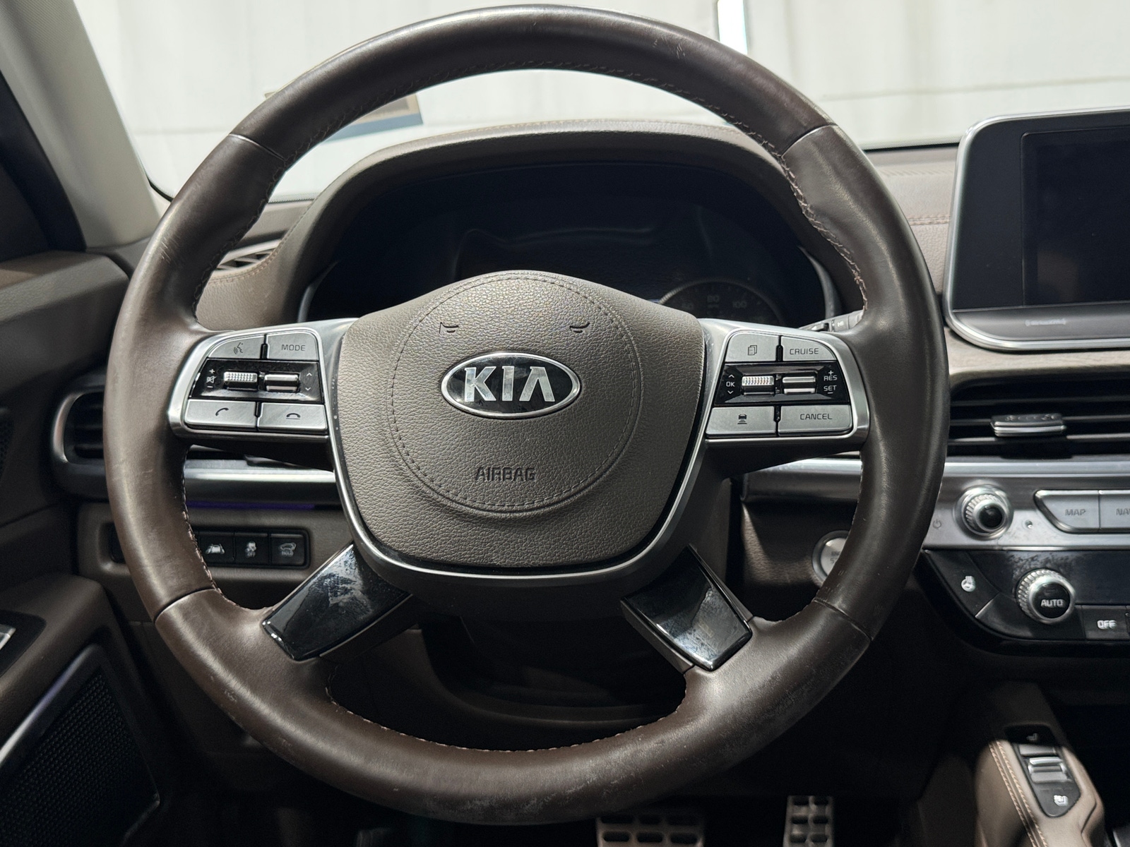 Thumbnail: 2021 Kia Telluride - 4