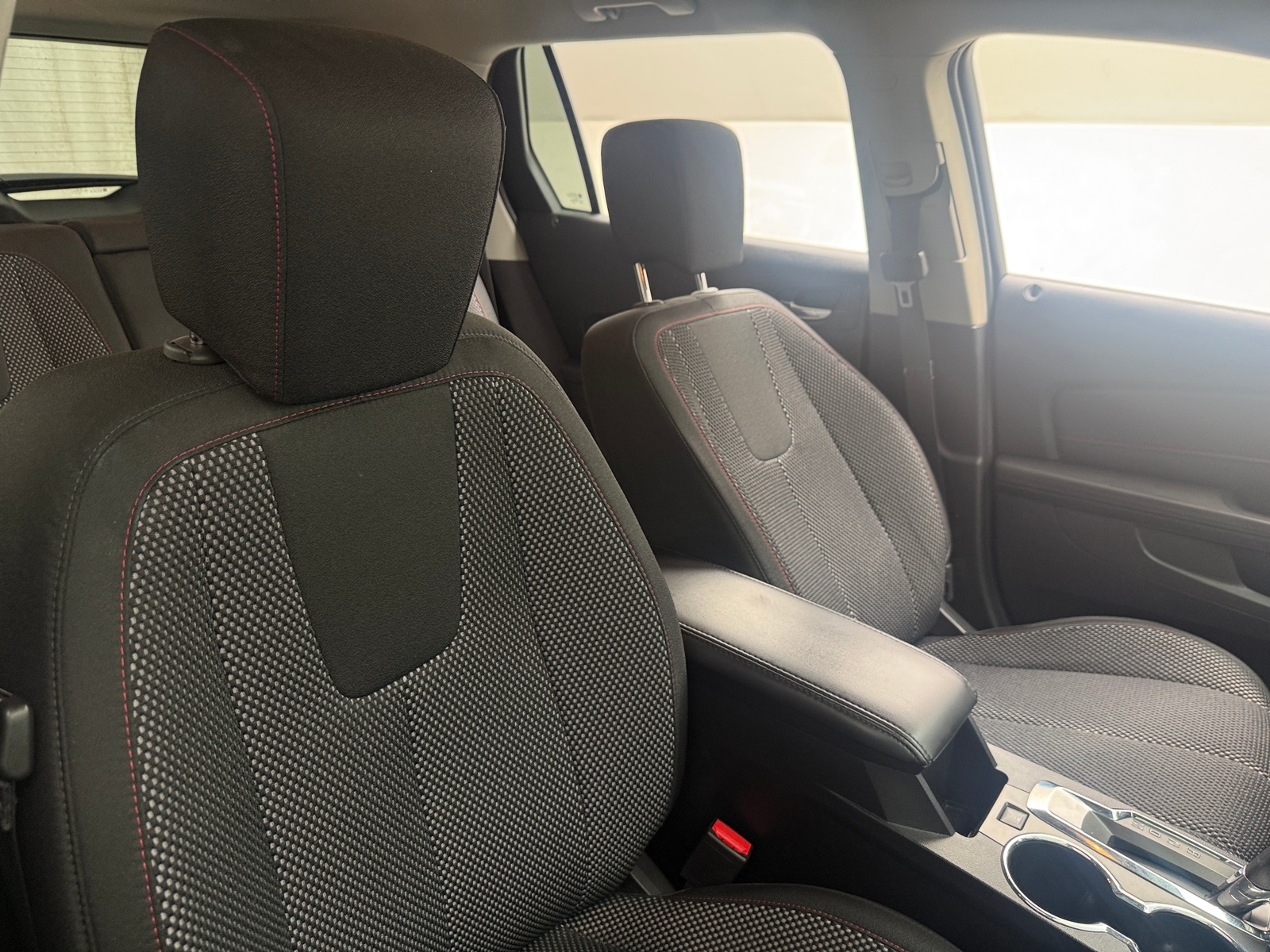 Thumbnail: 2017 GMC Terrain - 2