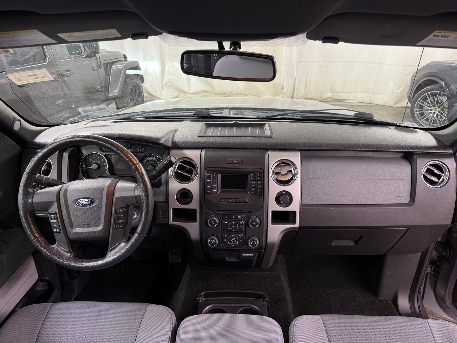Thumbnail: 2014 Ford Econoline - 3