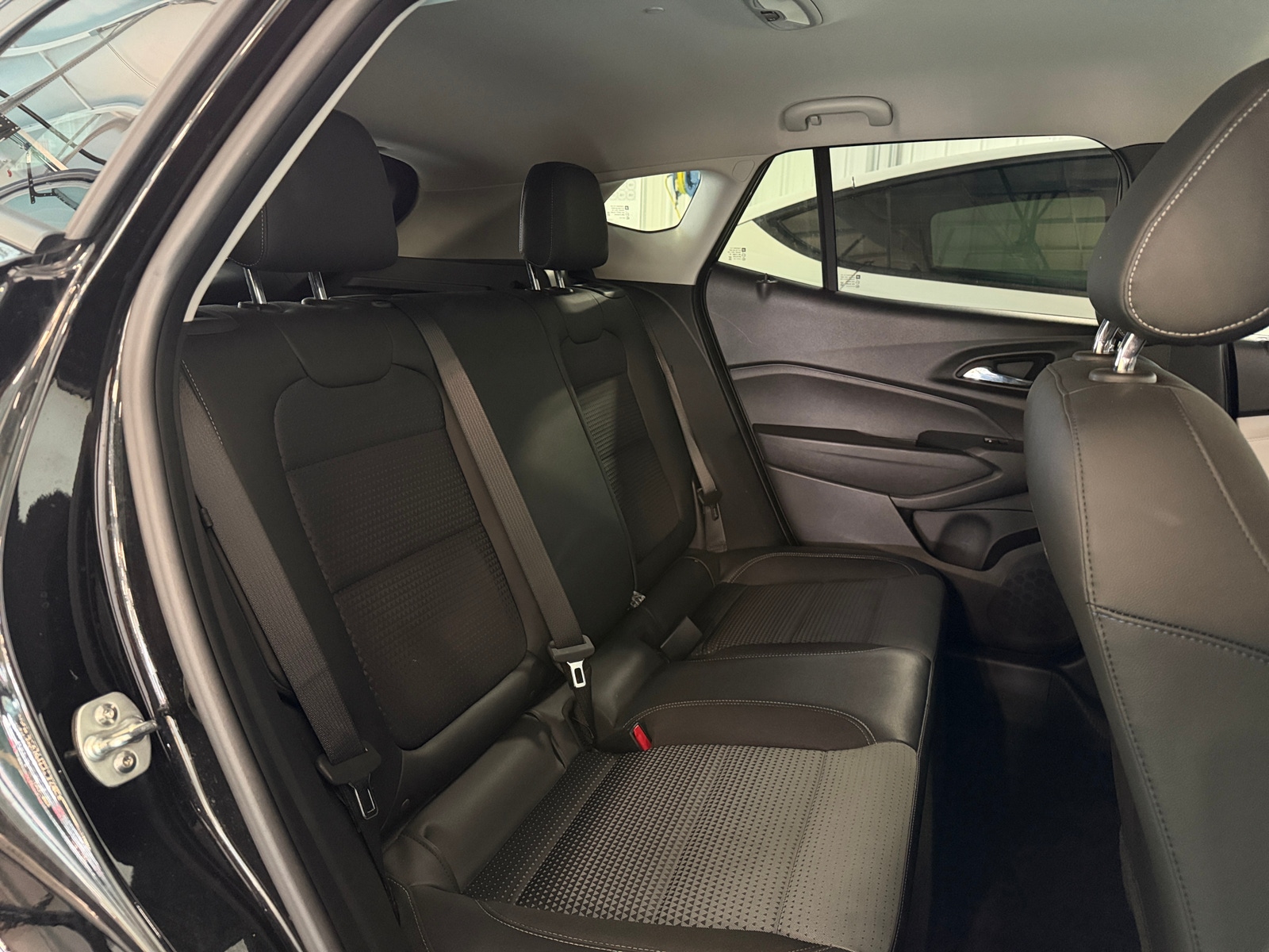 Thumbnail: 2025 Chevrolet Trax - 5