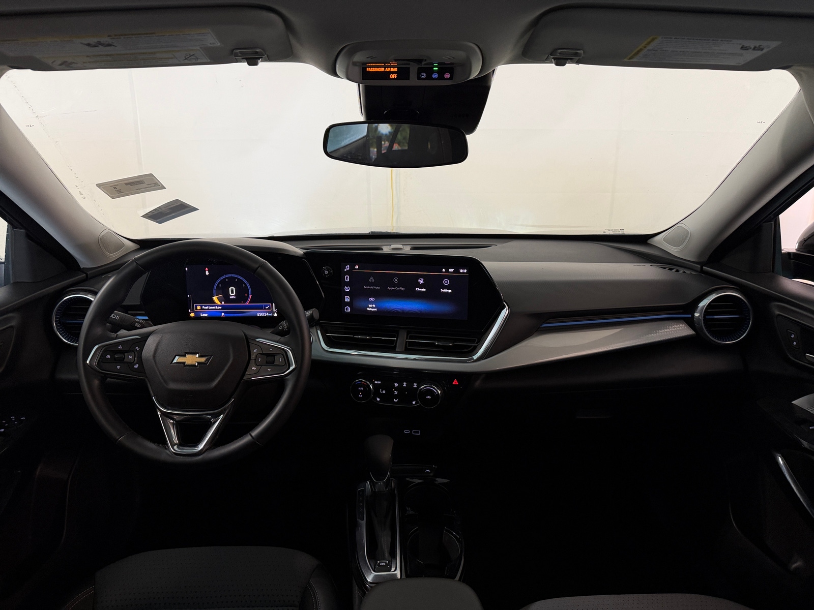 Thumbnail: 2025 Chevrolet Trax - 2