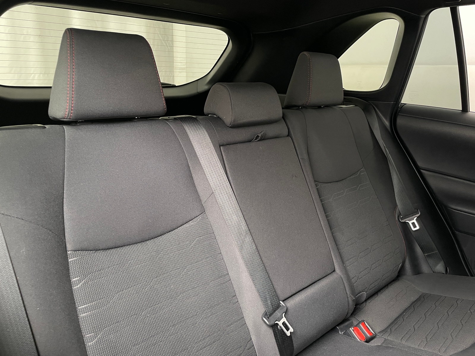 Thumbnail: 2021 Toyota RAV4 - 6