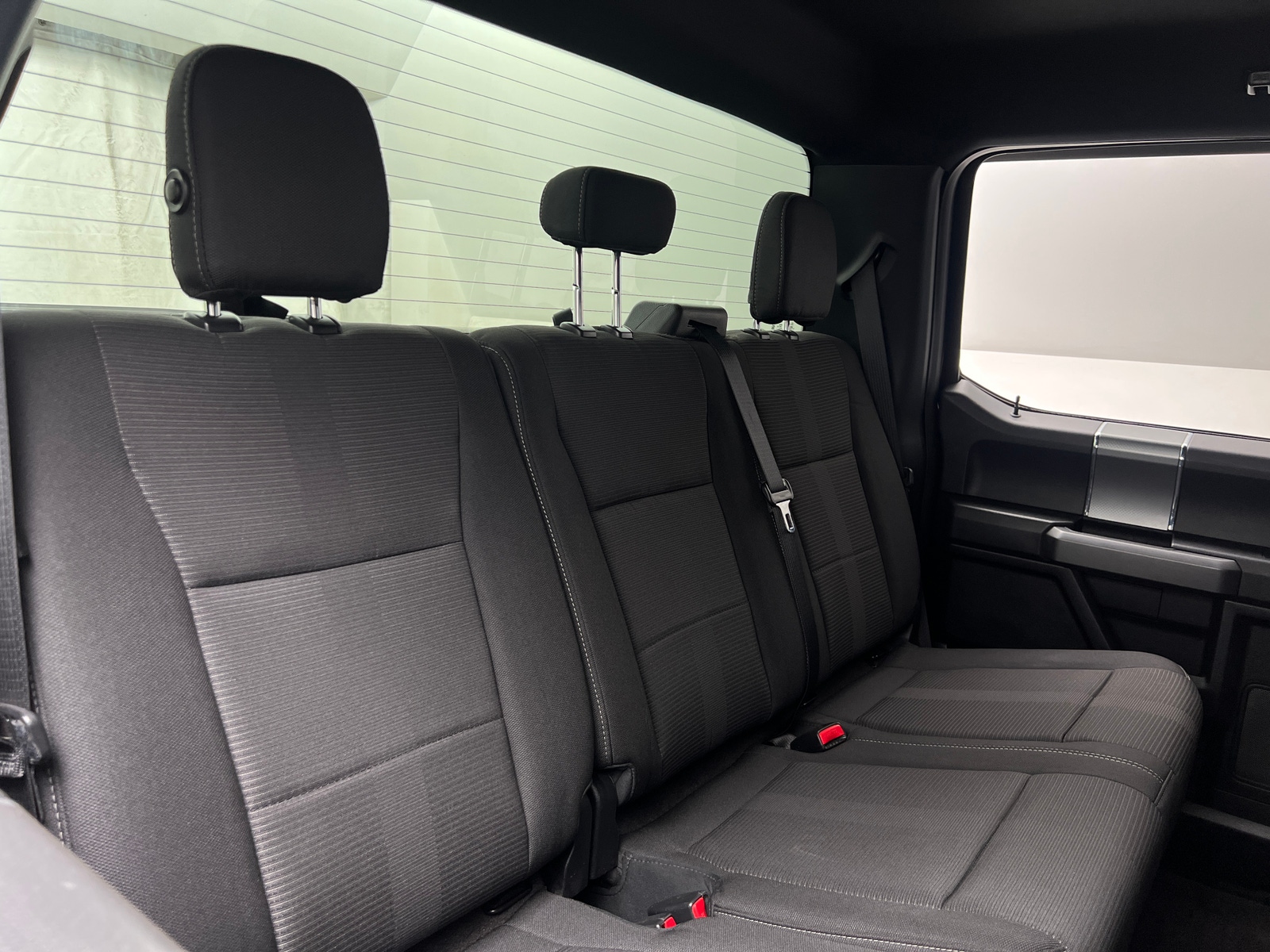 Thumbnail: 2017 Ford Econoline - 6