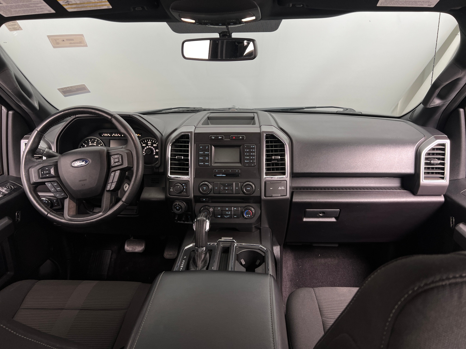 Thumbnail: 2017 Ford Econoline - 3