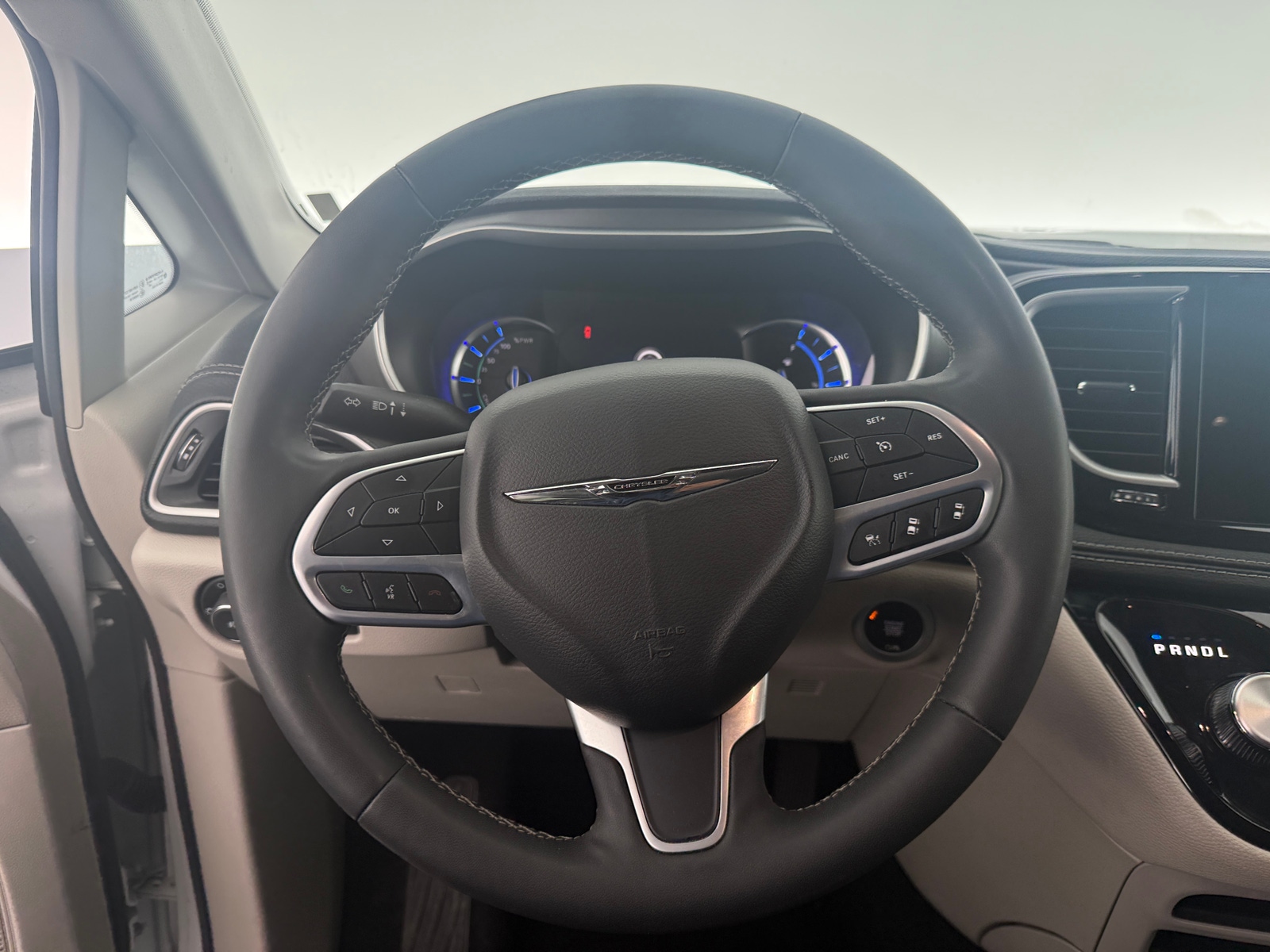Thumbnail: 2024 Chrysler Pacifica - 4