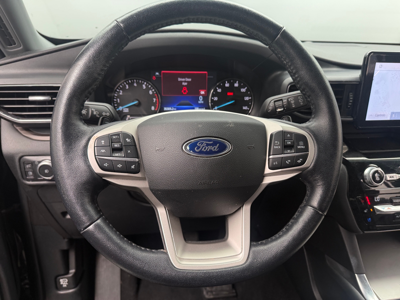 Thumbnail: 2021 Ford Explorer - 4