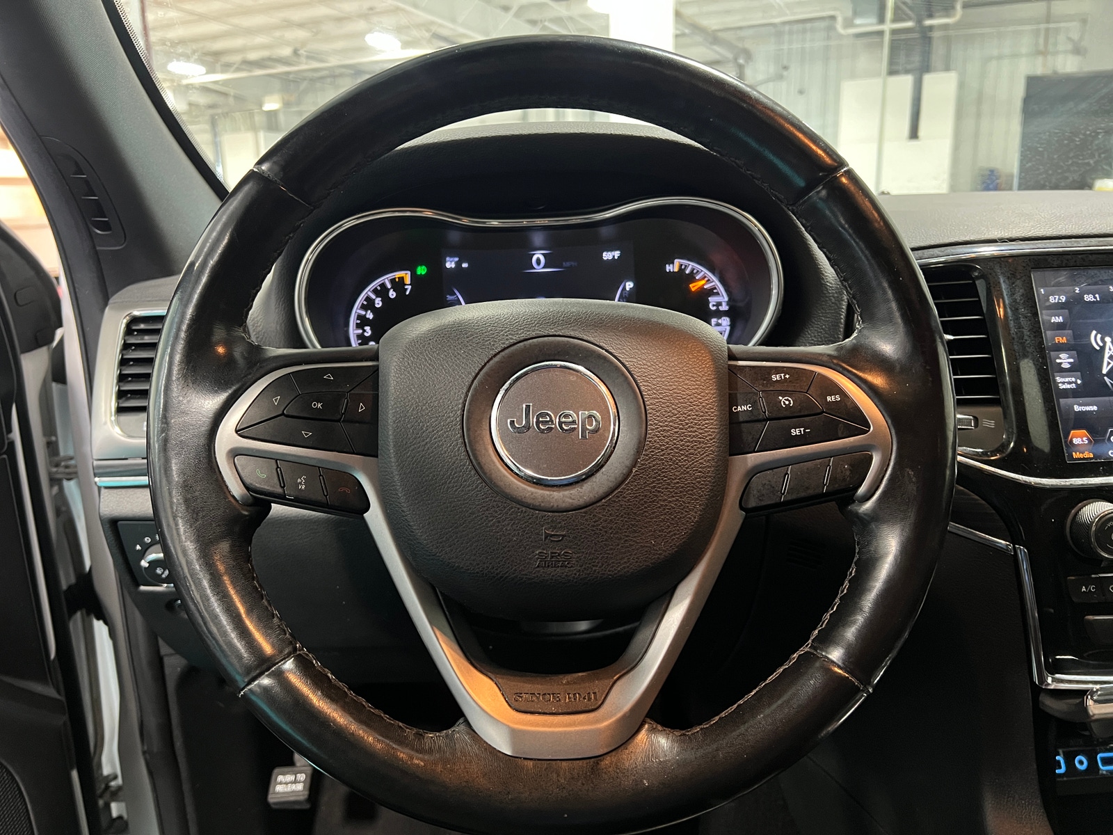 Thumbnail: 2020 Jeep Grand Cherokee - 4