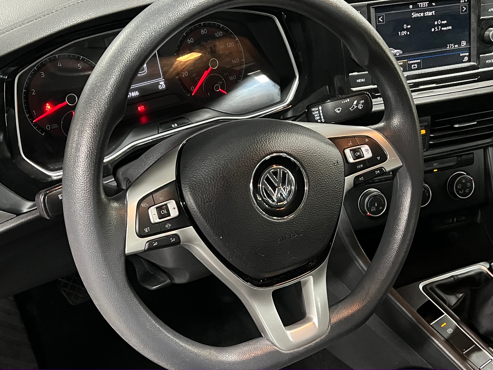 Thumbnail: 2020 Volkswagen Jetta - 5