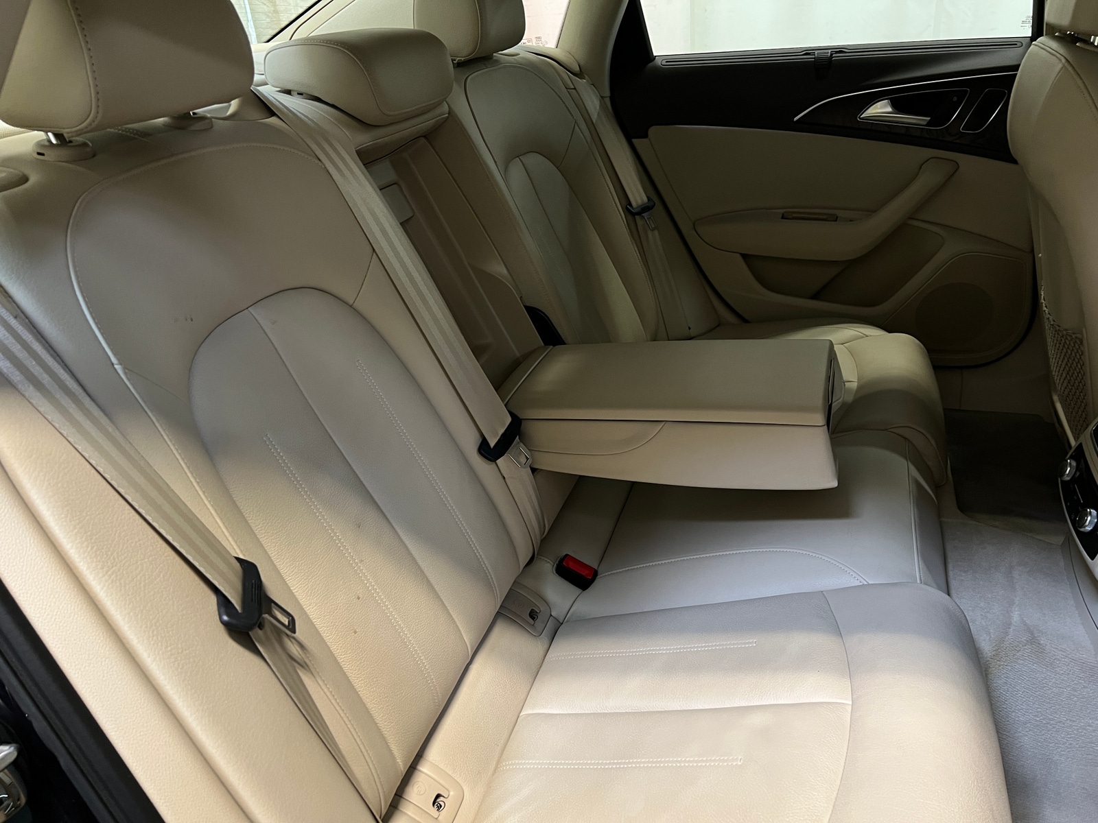 Thumbnail: 2016 Audi A6 - 6