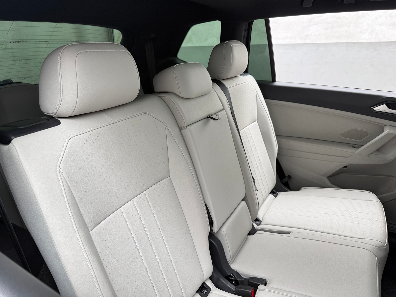 Thumbnail: 2024 Volkswagen Tiguan - 5