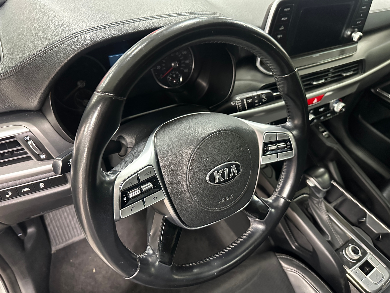 Thumbnail: 2020 Kia Telluride - 4