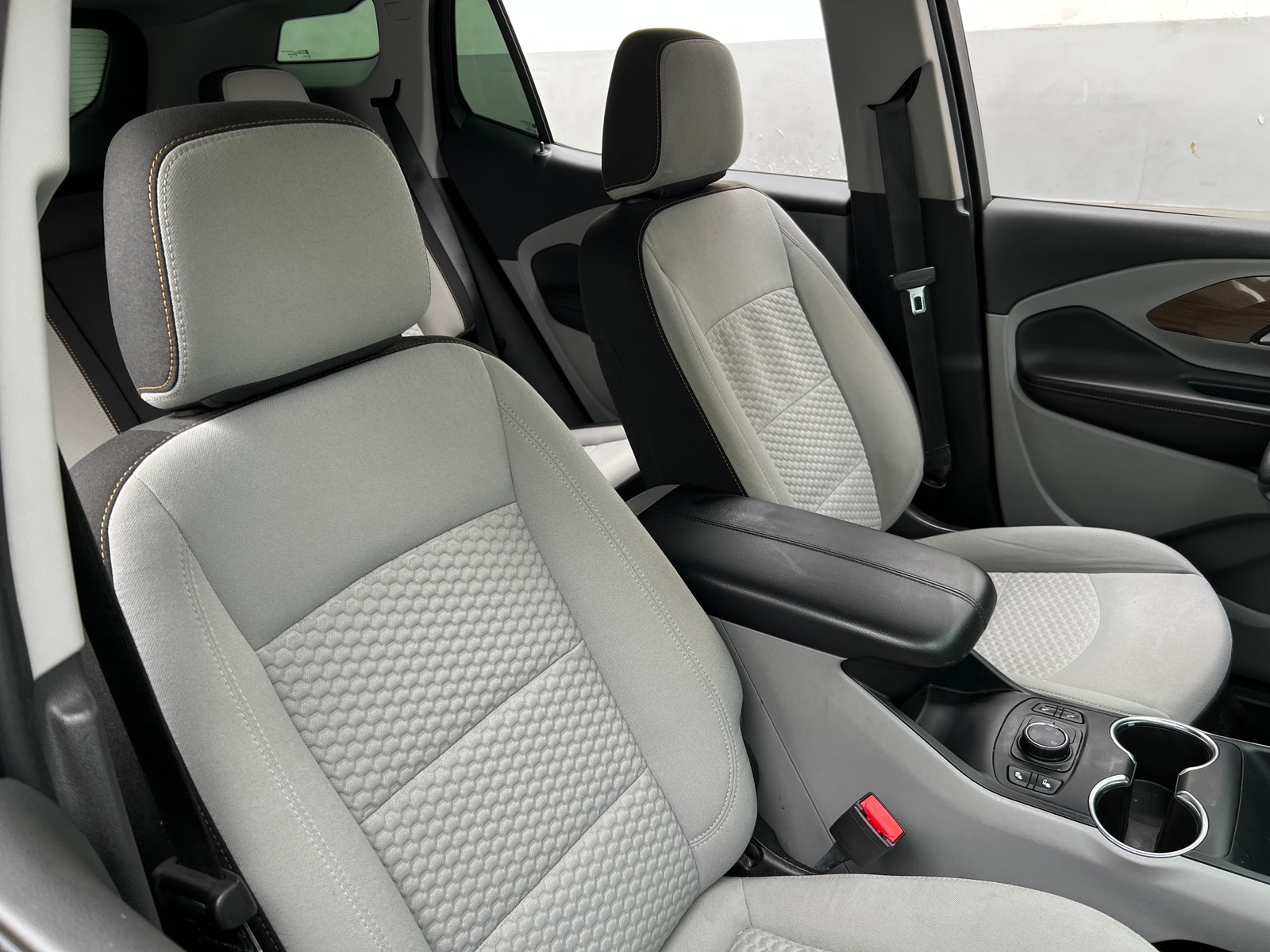 Thumbnail: 2020 GMC Terrain - 2