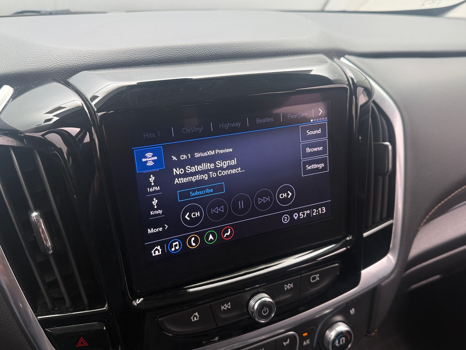 Thumbnail: 2020 Chevrolet Traverse - 3