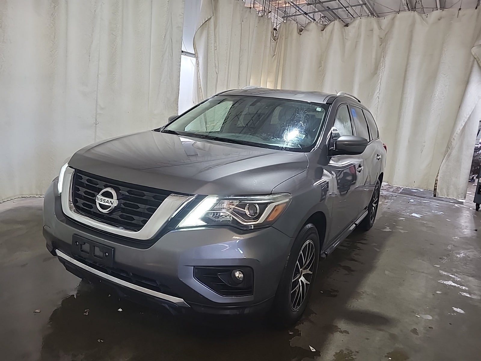 2019 Nissan Pathfinder SV