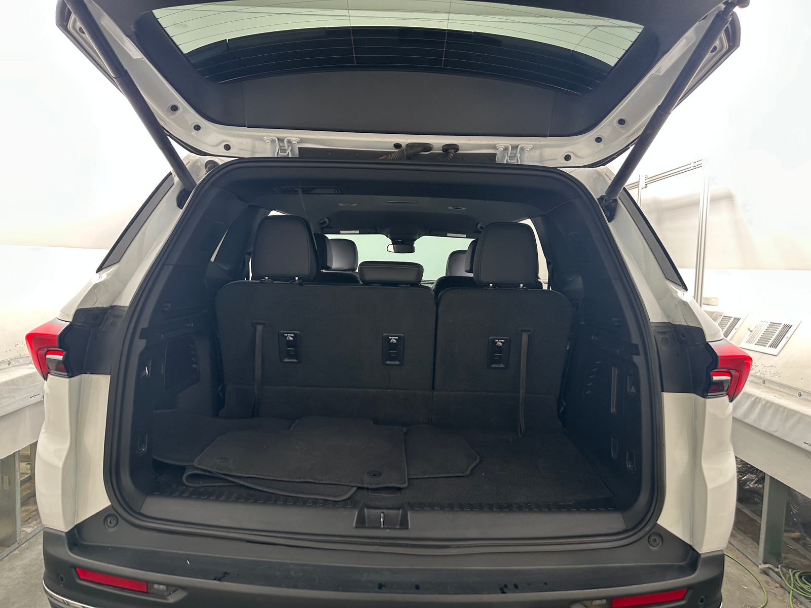 Thumbnail: 2025 Buick Enclave - 6
