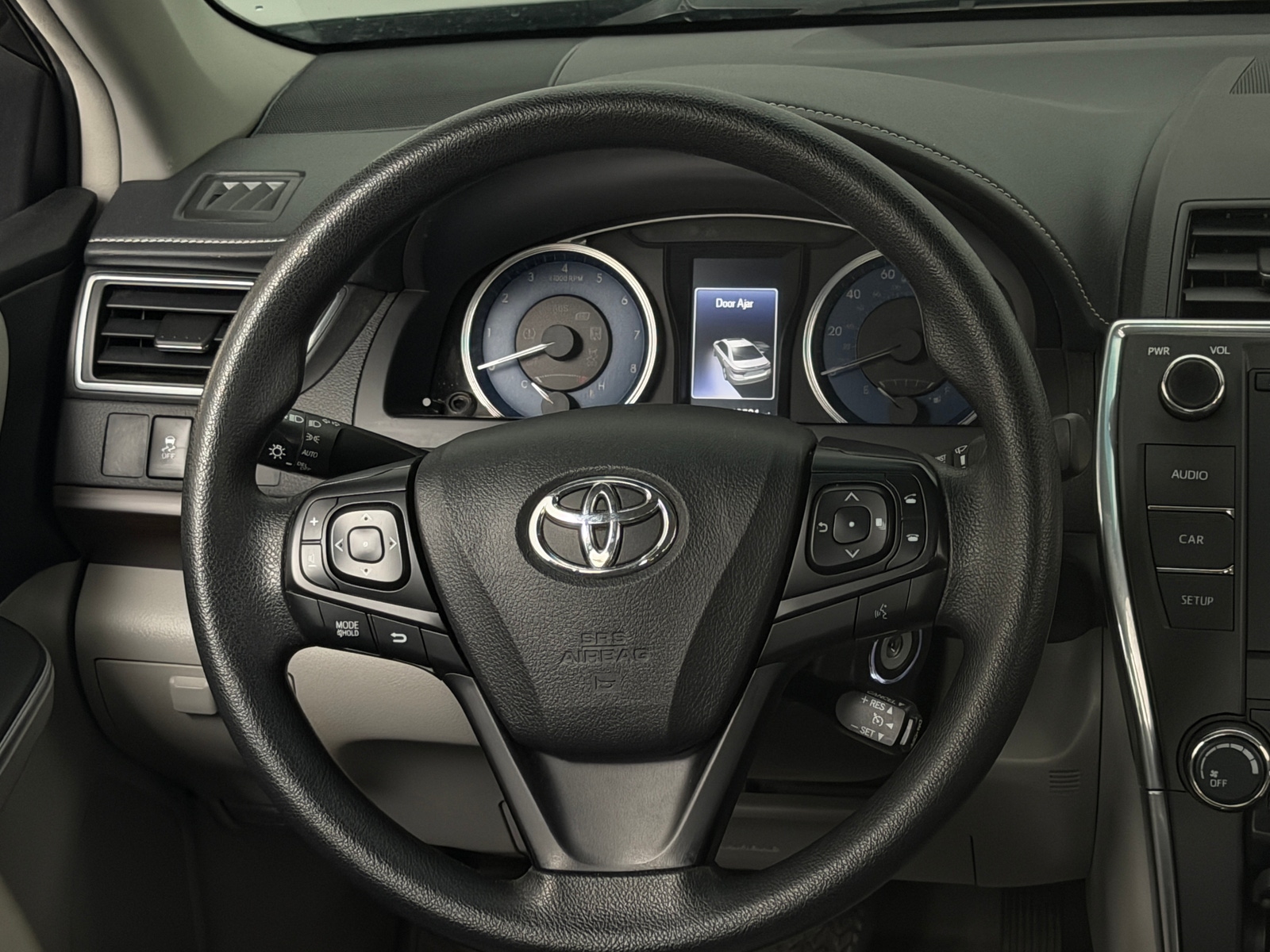Thumbnail: 2017 Toyota Camry - 5