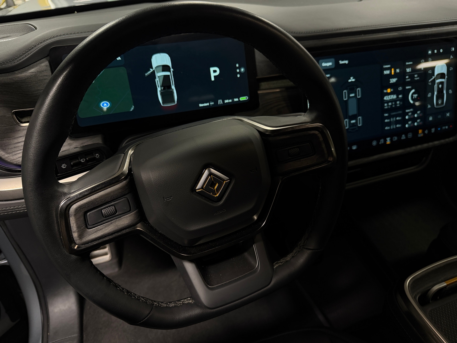 Thumbnail: 2022 Rivian R1T - 4