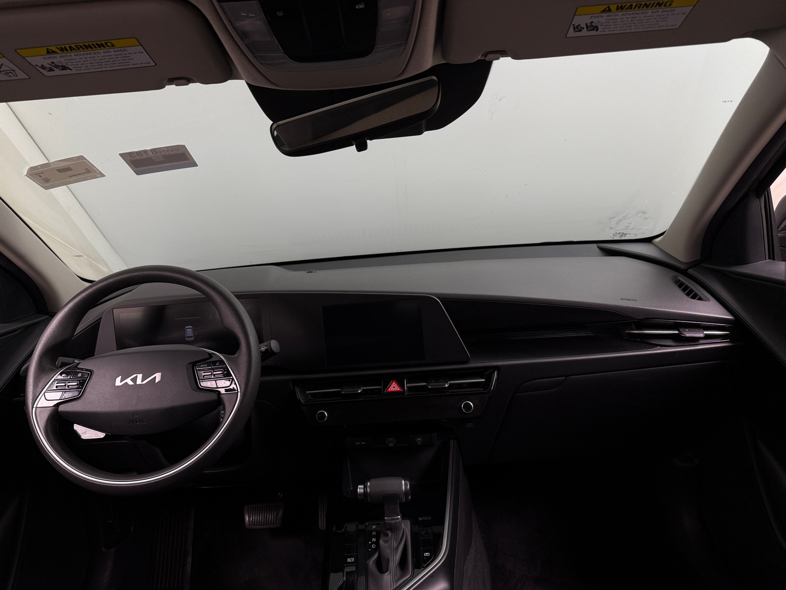Thumbnail: 2025 Kia Niro - 3