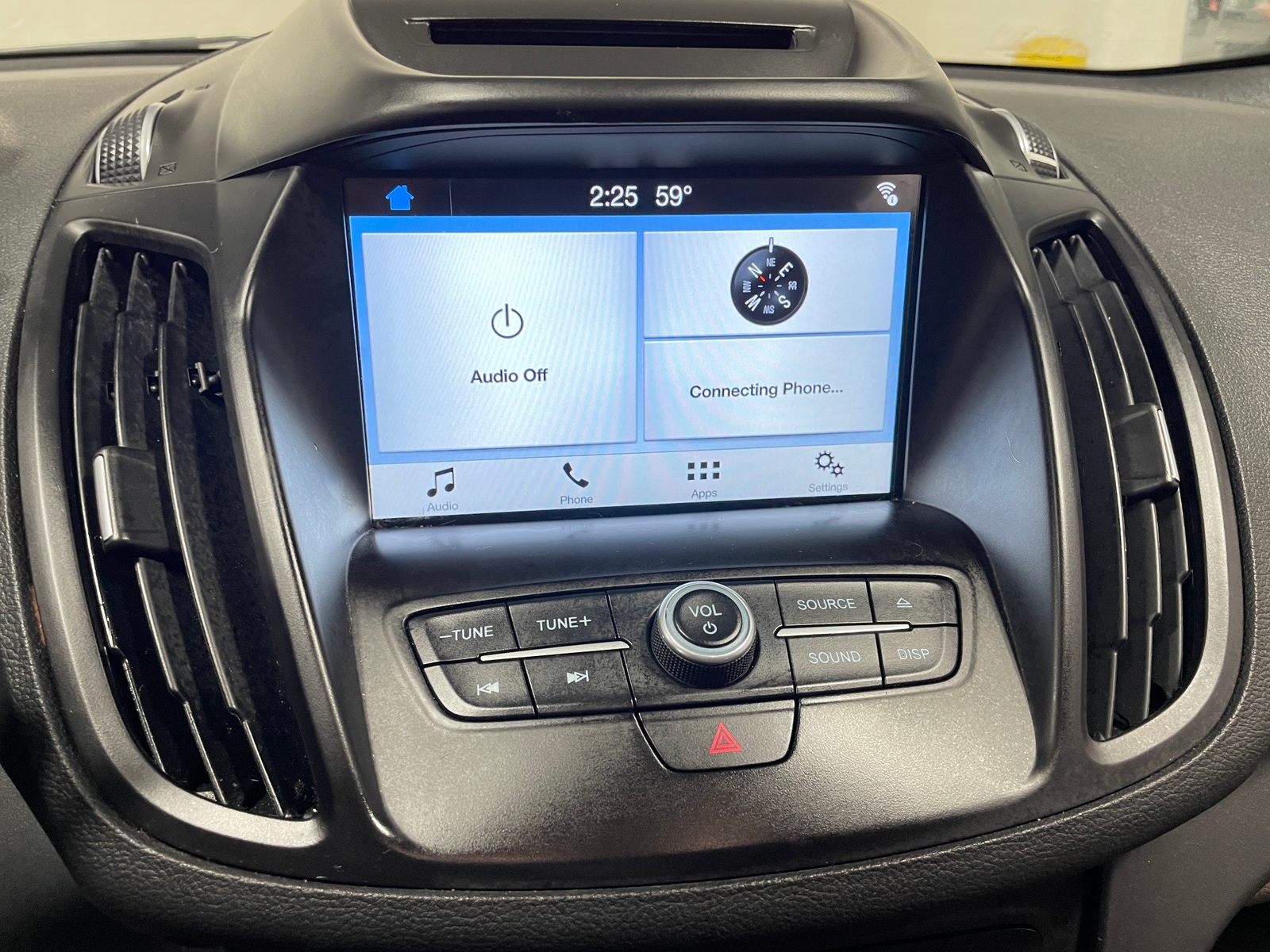 Thumbnail: 2018 Ford Escape - 3
