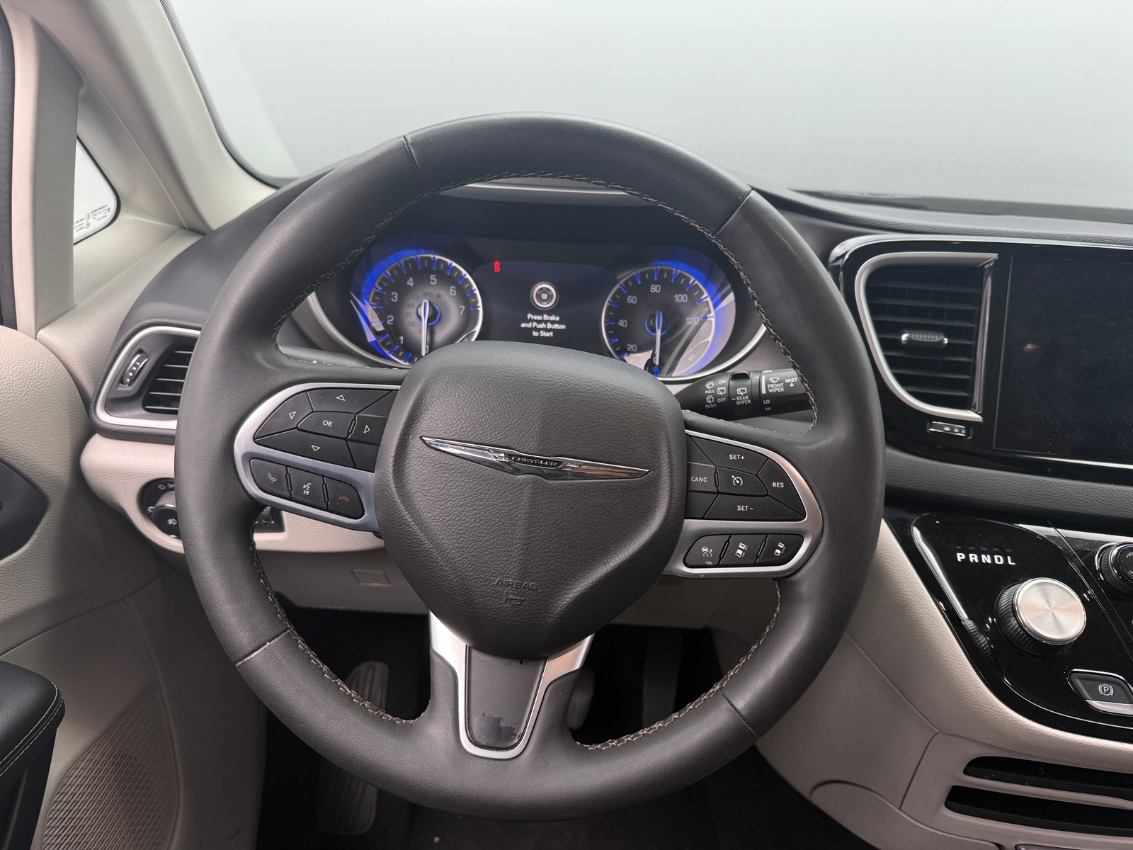 Thumbnail: 2024 Chrysler Pacifica - 4